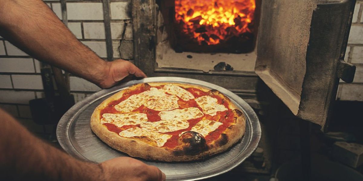 New York City to force coal-fired pizzerias to cut emissions to combat climate change