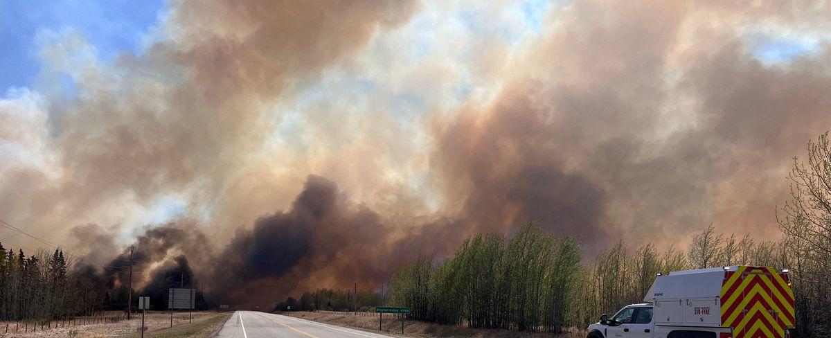 Canada's Alberta braces for wildfires to spread as winds shift