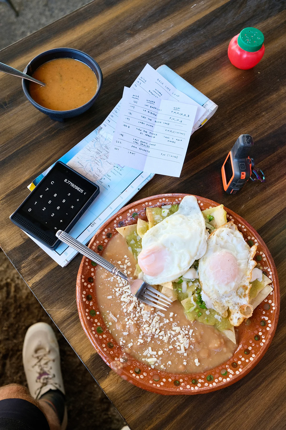 henley-phillips-light-phone-iii-review-meal