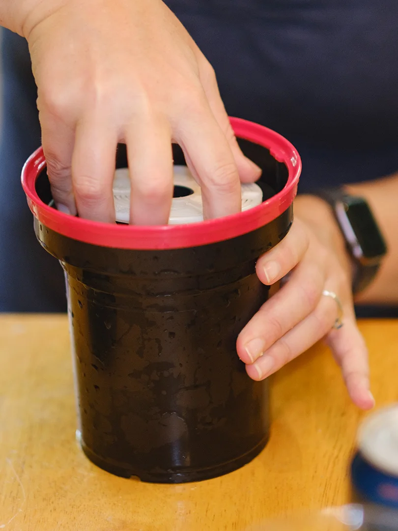 How-to-Develop-Film-w-Beer-Fat-Tire-Open-8