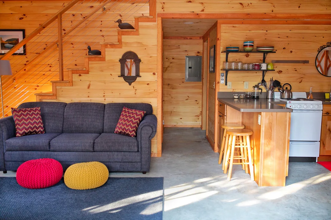 maine-acadia-national-park-acadia-yurts-interior