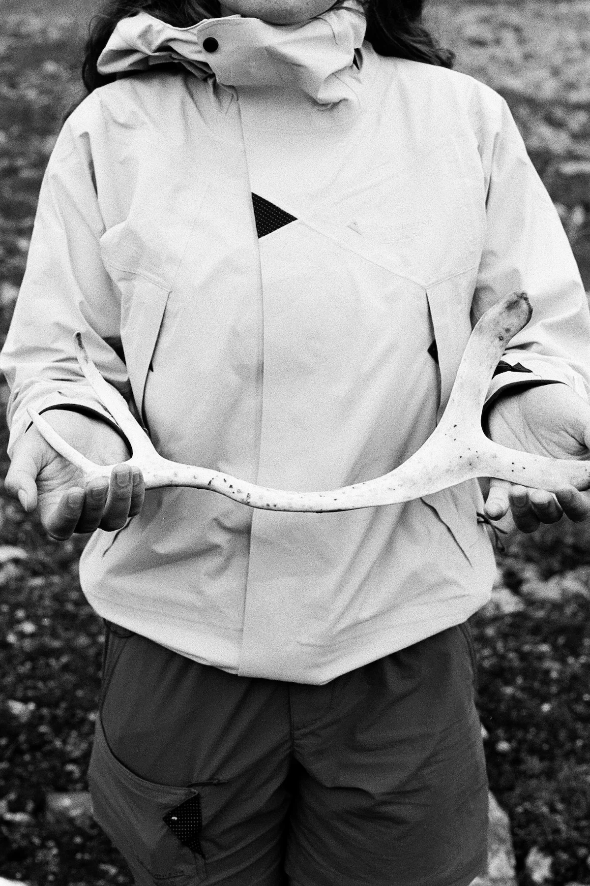 sweden-mountains-emma-and-bea-NEW-antler-vertical