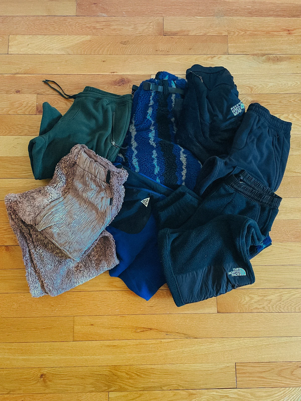 leon-hedgepeth-fleece-pants-thumbnail