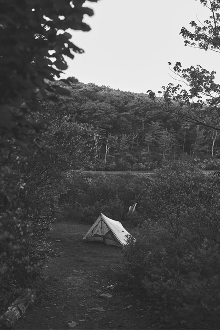 midlayer-01-hikerkind-tent