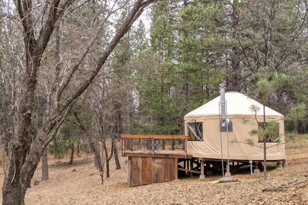 red-oak-yurt-colfax-california