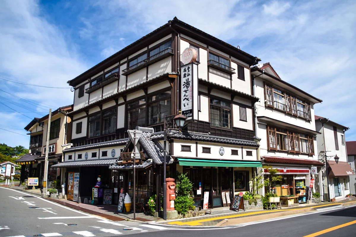 Japan-Mt-Unzen-National-Park-Onsen-2