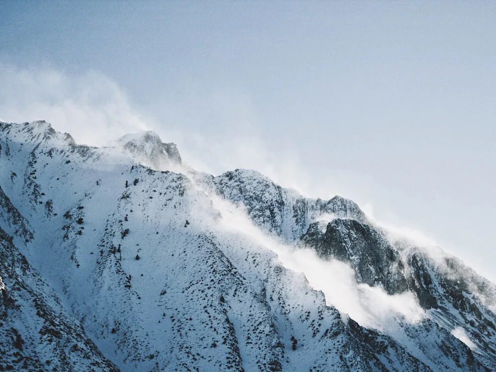 Capturing the Solitude of Early Winter in the Eastern Sierra