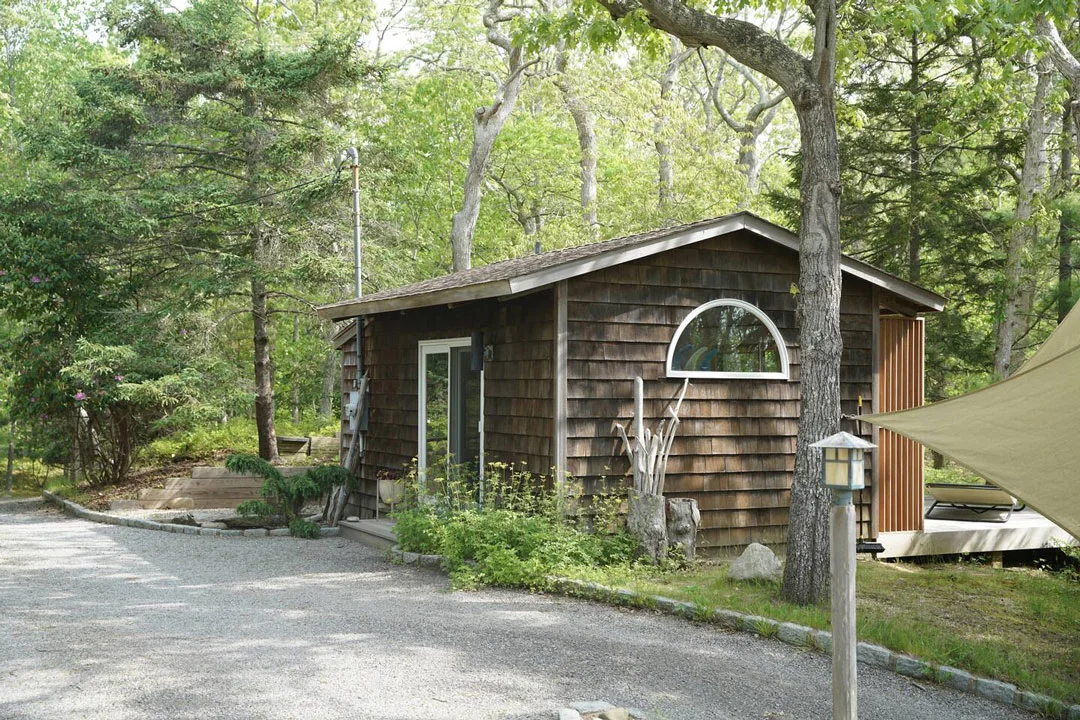 Montauk-Cabins-Tiny-Cottage-1