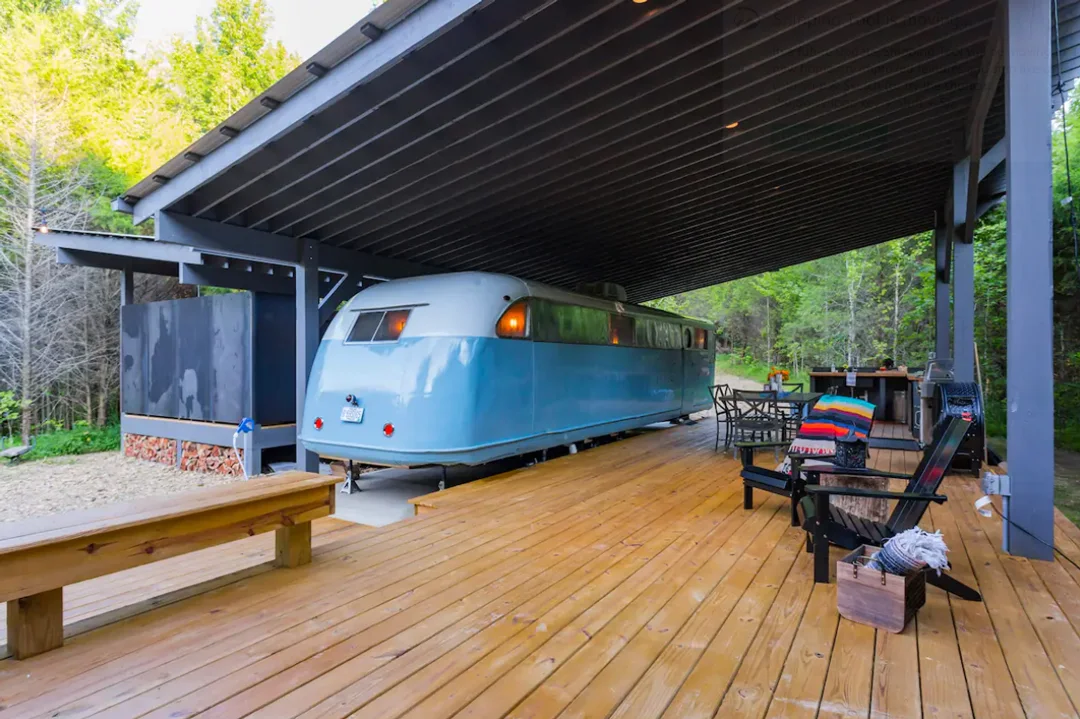 tennessee-ashland-city-vintage-trailer-exterior