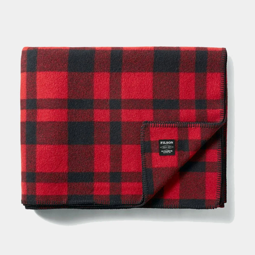 fuzzy-blankets-filson