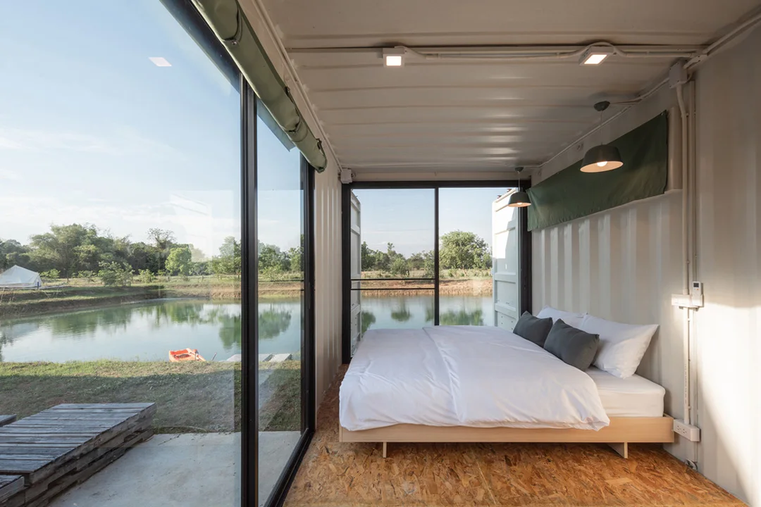 cabin-container-nakhon-nayok-thailand-tung-jai-ork-baab-bedroom