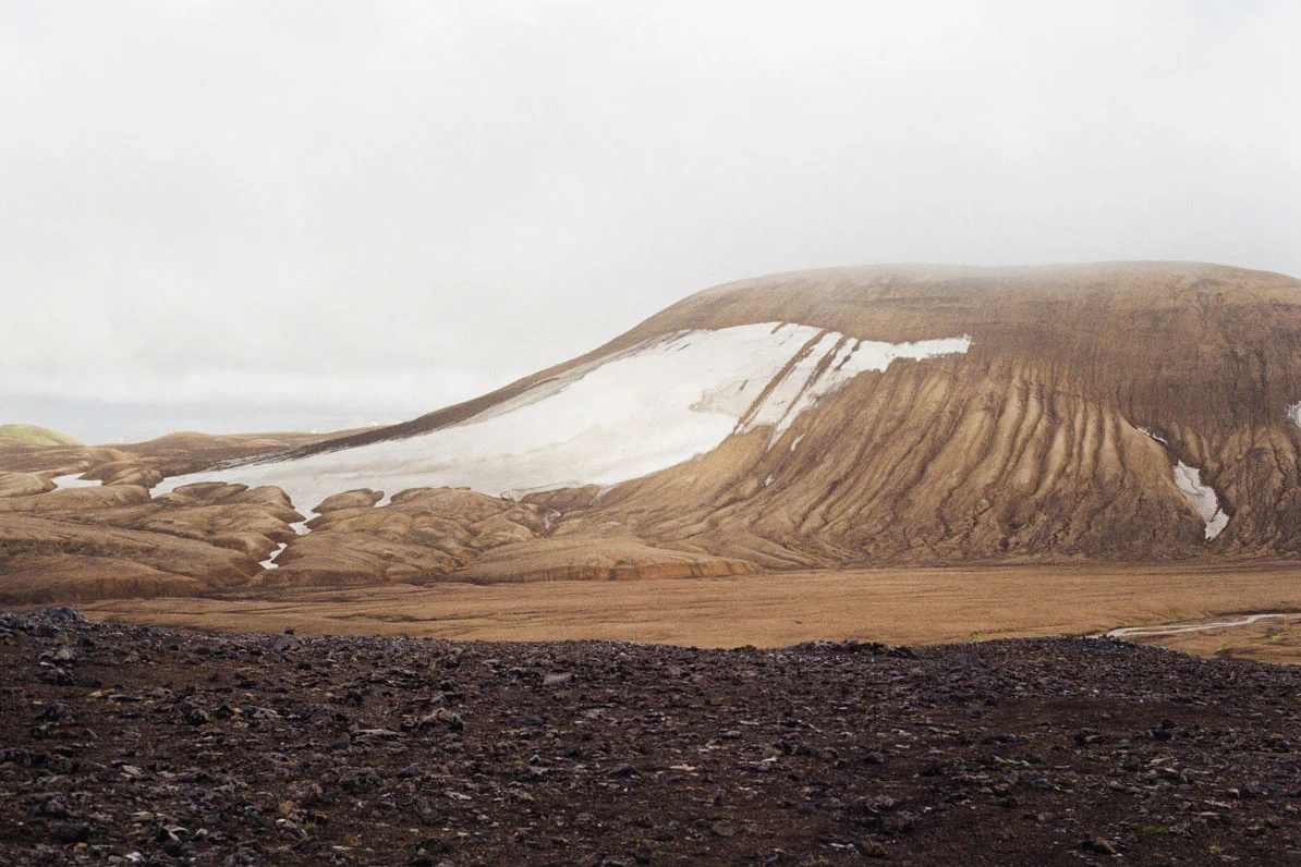 alex-eaton-laugavegur-trail-iceland-brown-hill