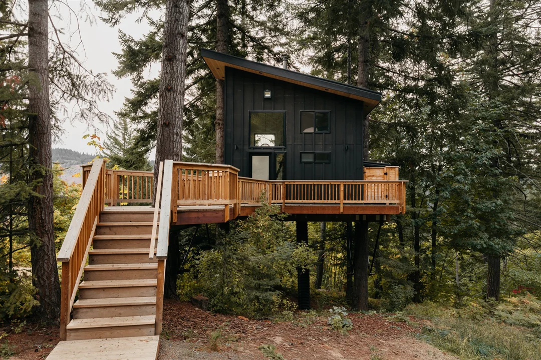 Klickitat-Treehouse-Washington-Mooney-7