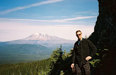 The author posing with Mount Adams (12,280 ft) looking east from Lemei Rock (5,927 ft)