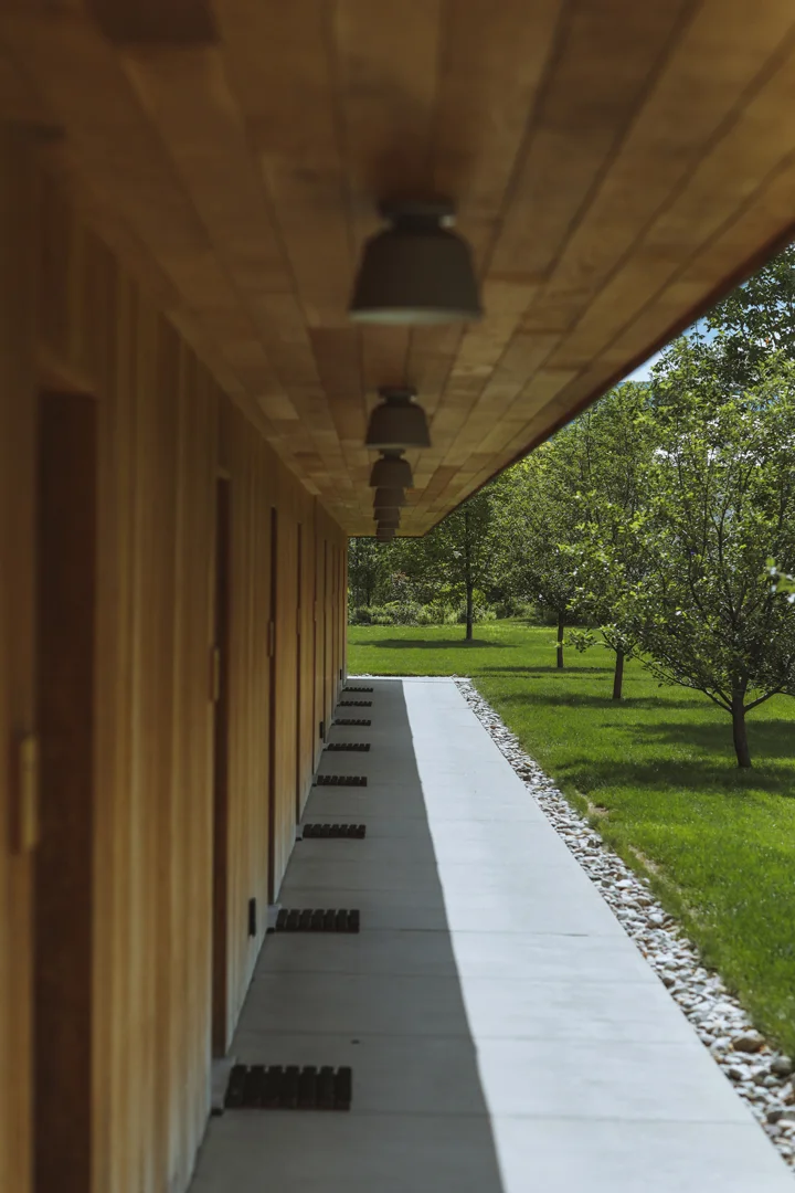 Tourists-Hotel-Massachusets-Berkshires-Site-4