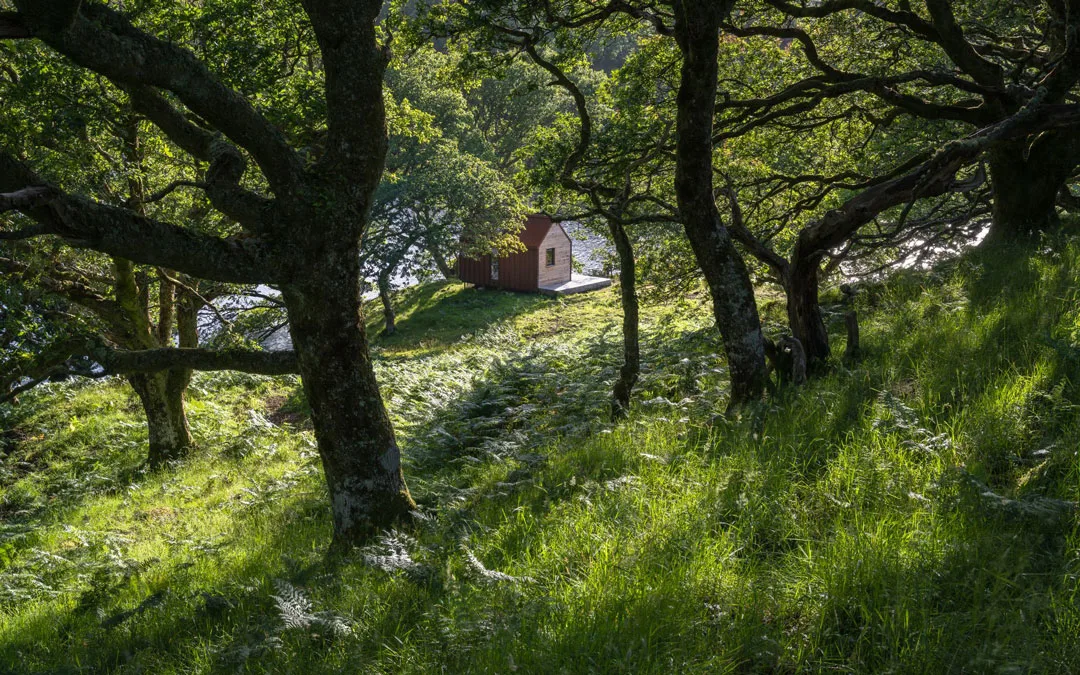 Scotland-Uisage-Bothy-Inverlonan-Exterior-1