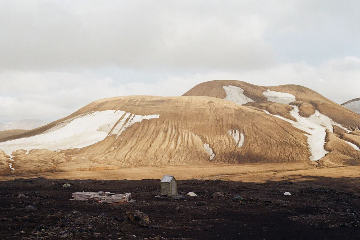 alex-eaton-laugavegur-trail-iceland-outhouse-landscape
