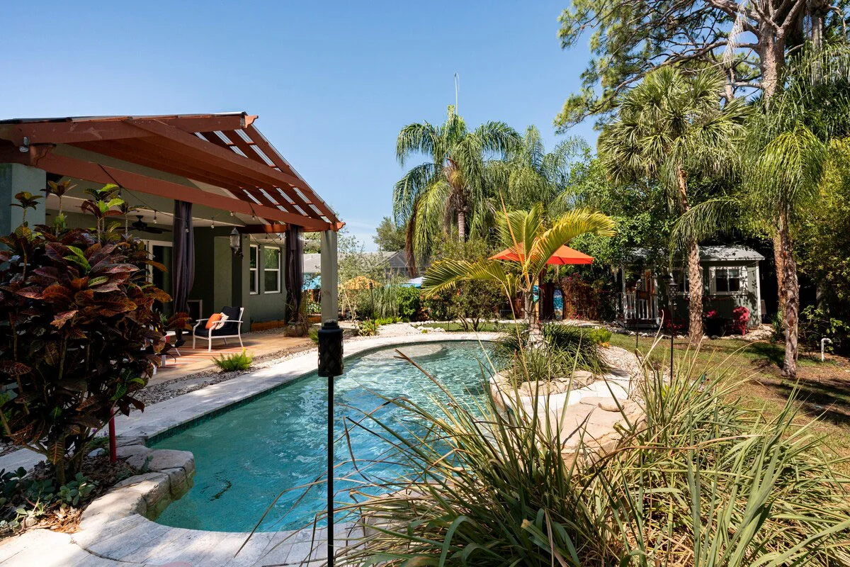 florida-cabin-rentals-surf-shack