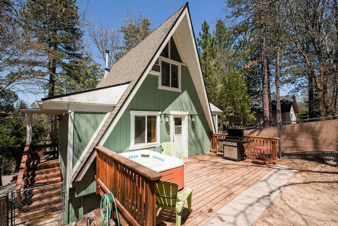 A-Frame-Cabins-California-Lake-Arrowhead-San-Bern-2