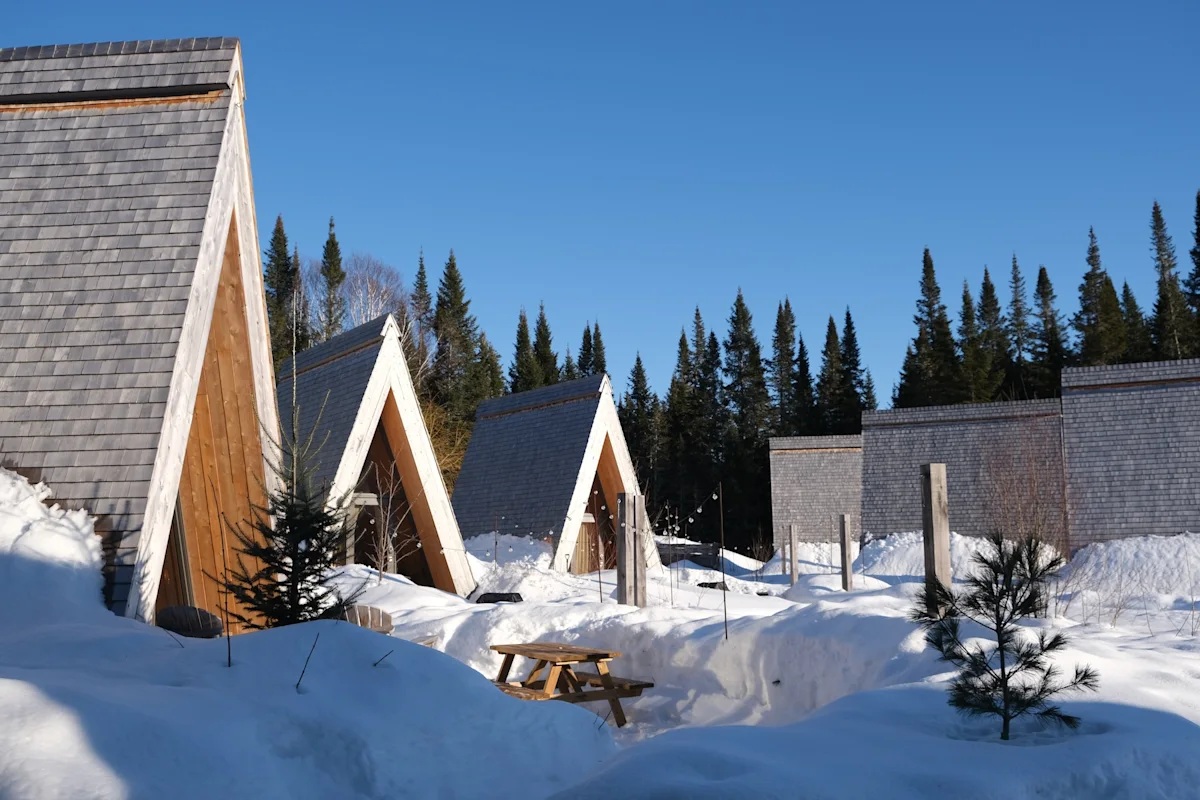 farouche-eco-resort-review-header