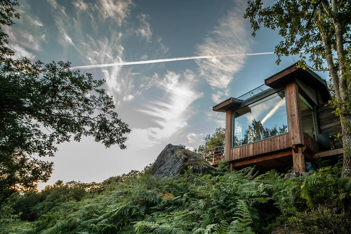 best-peak-district-cabins-boulder-field