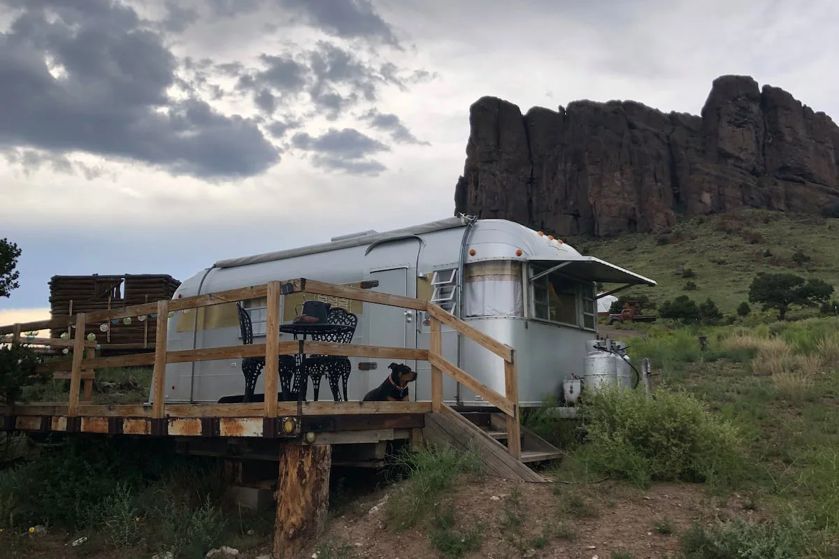 colorado-glamping-list-12-lucy-desi-trailer