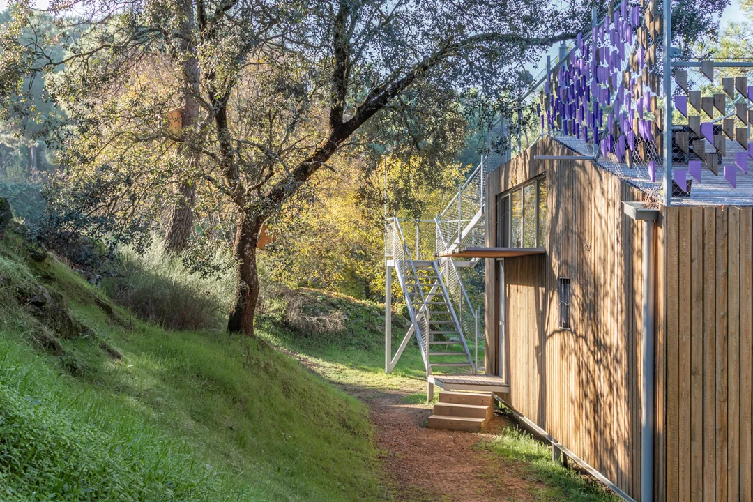(Synanthro)Love-Shack-Spain-Husos-Architects-11