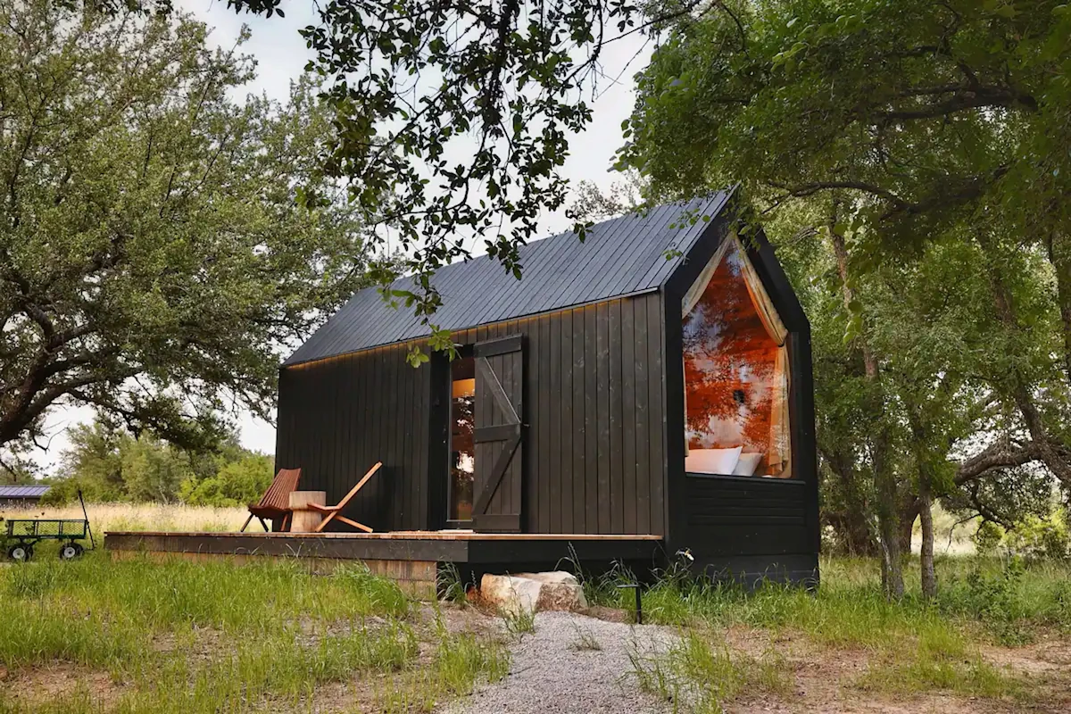 Small Cabins: A Guide to Buying \u0026 Building | 2024 | Field Mag, image size:1200x800