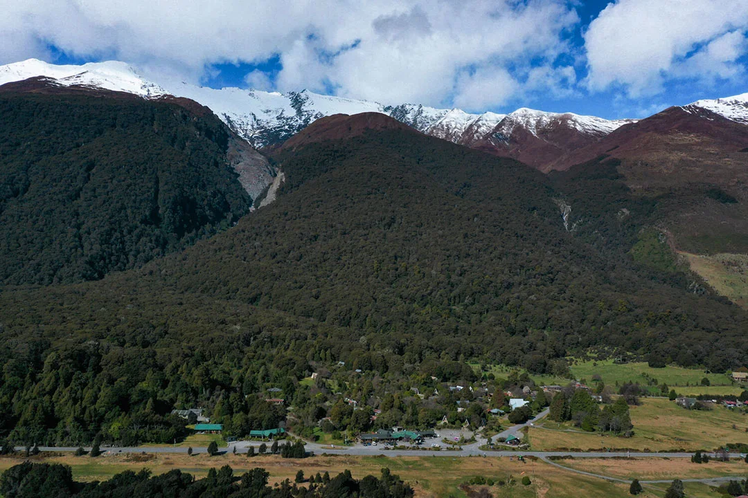 Makarora-Lodge-NZ-A-Frame-Field-Mag-5