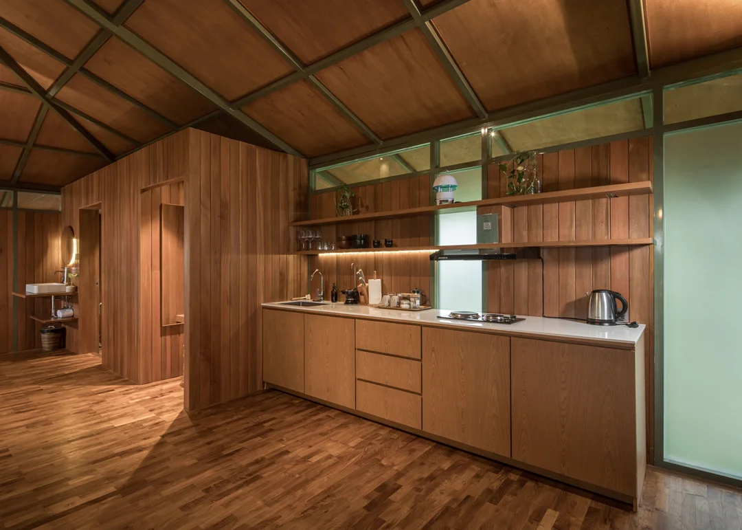 Treehouse-C-Stilt-Studios-4