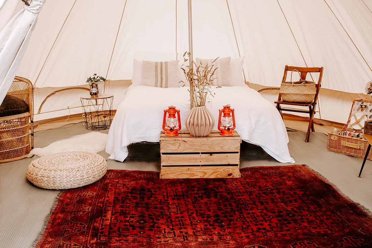 cornwall-glamping-site-luxury-bell-tent