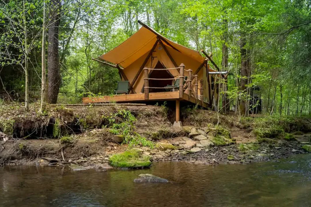 woodland-streamside-glamping-kane-pennsylvania-2