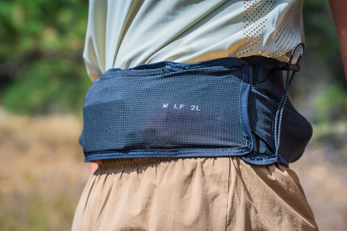 hailey-moore-raide-lf-2l-belt-review-waist-closeup