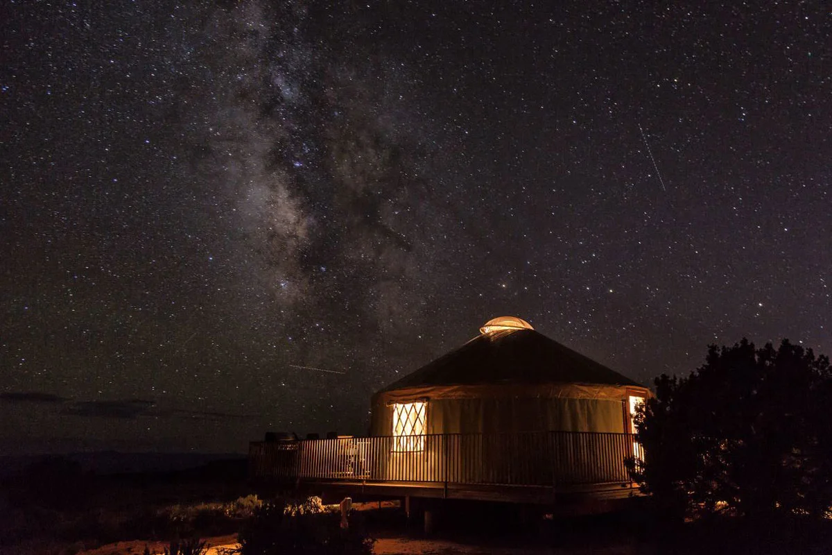 utah-cabins-dead-horse-state-park-yurt-exterior