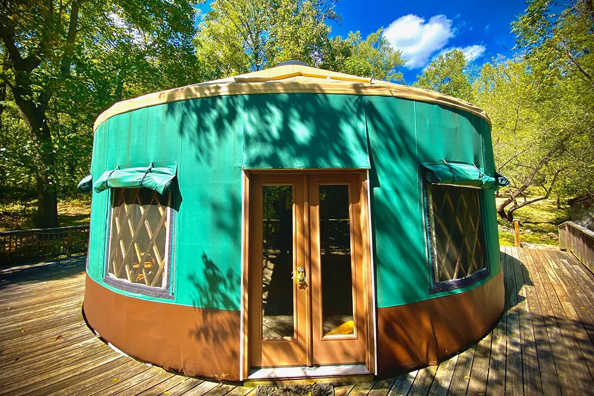 virginia-glamping-cair-paravel-yurt