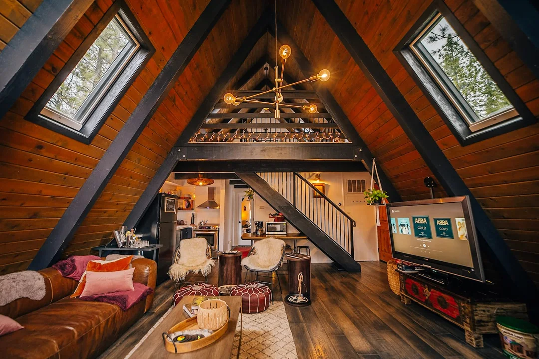 Big-Bear-Cabins-Whiskey-Ridge-Chalet-1