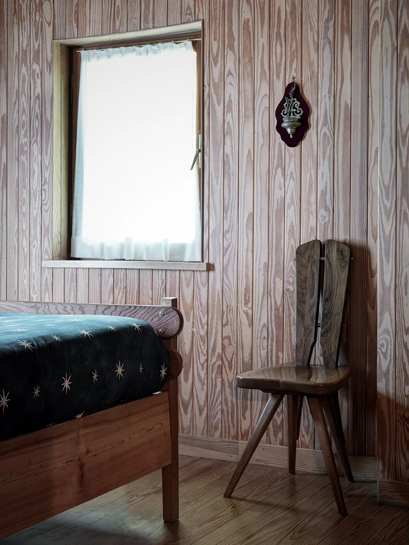 Casa-Garelli-Carlo-Mollino-Switzerland-Chair
