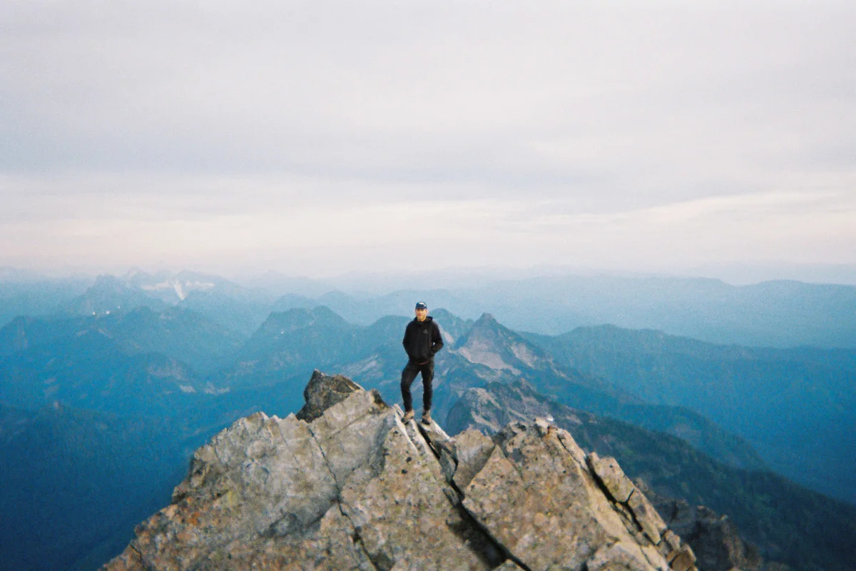 Tom-Powell-three-finger-range-hiking-5
