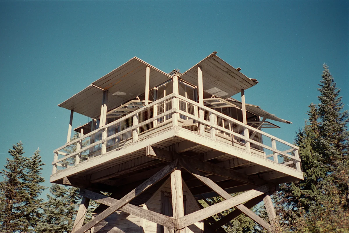 24-devils-peak-lookout