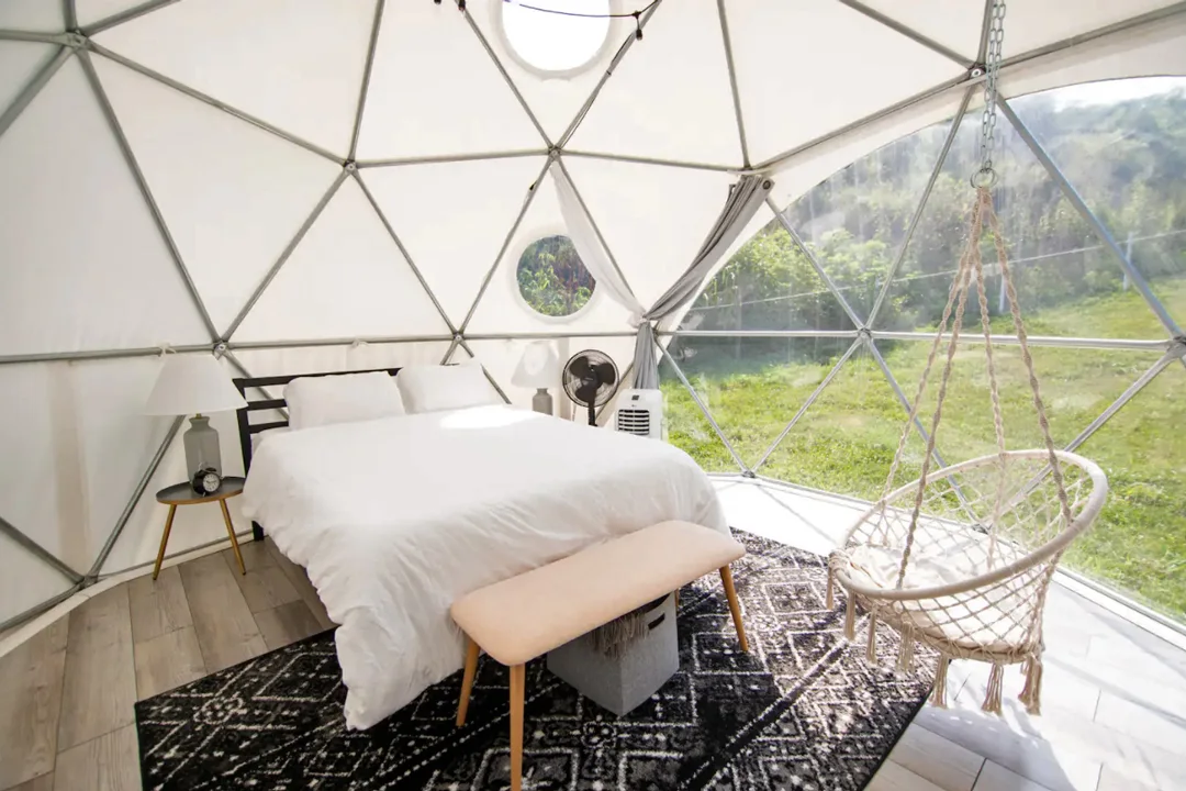 tennessee-sevierville-glamping-dome-1-interior