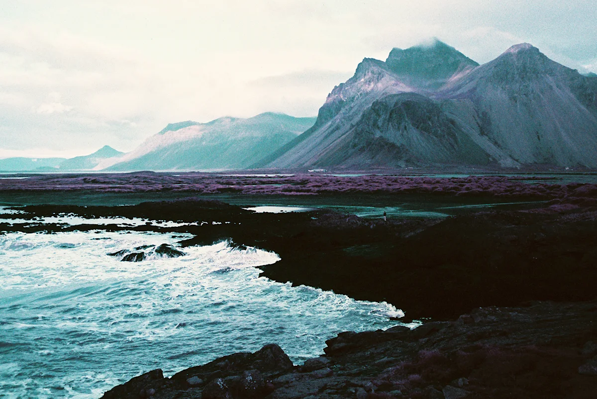 Tyler-I-Interstellar-Exploration-Iceland-1