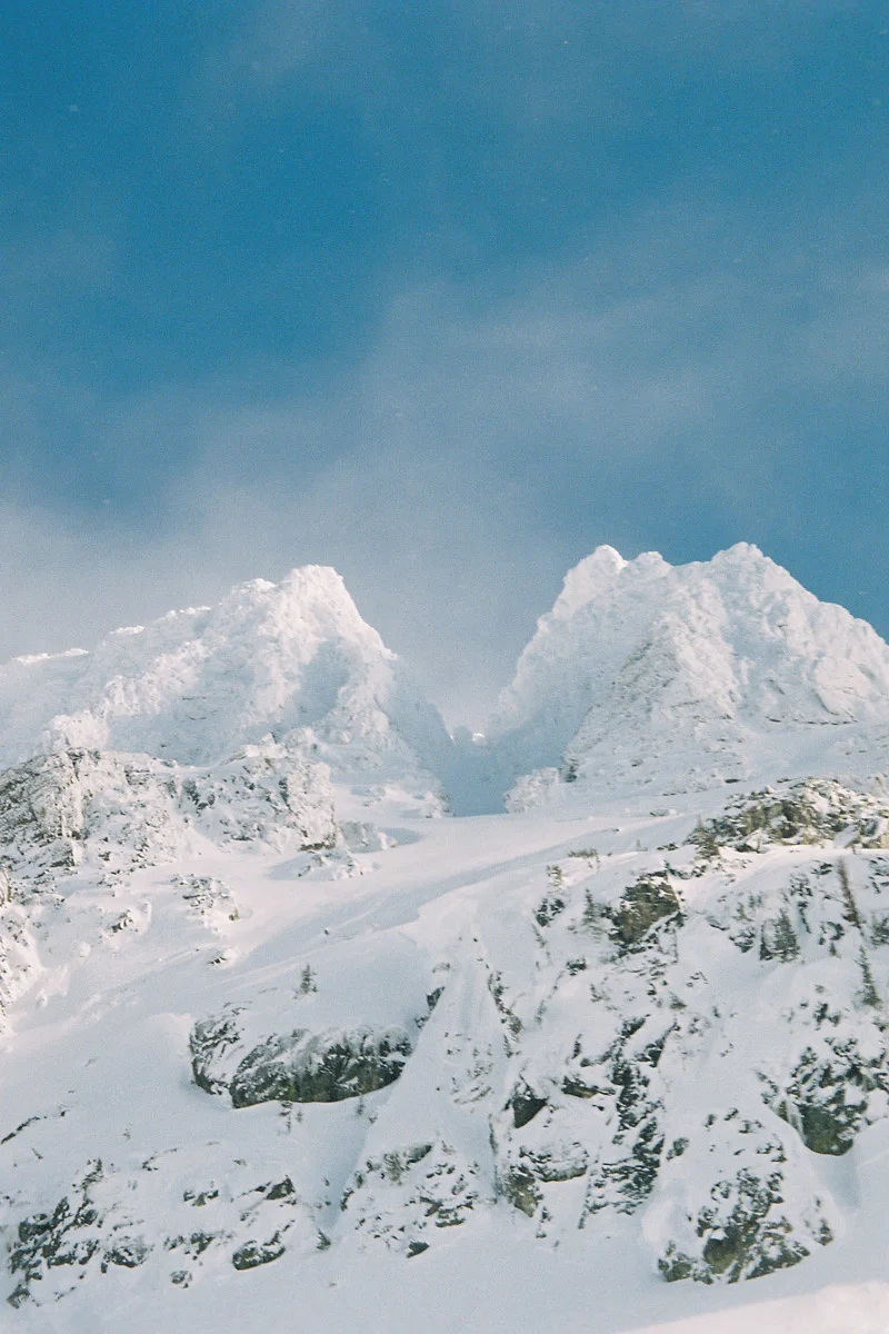 christie-fitzpatrick-shooting-film-in-snow-21