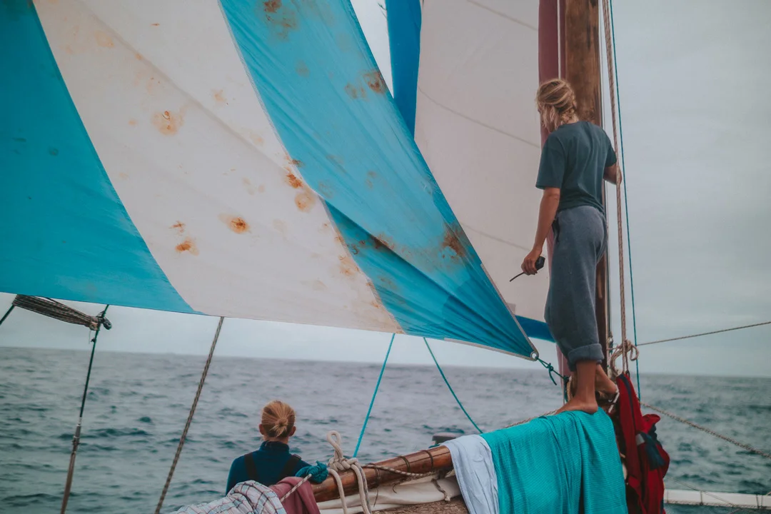 women-and-the-wind-weltzien-heilmann-jireh-sail