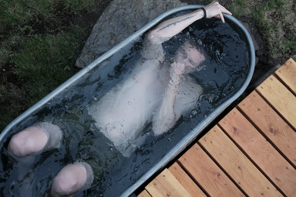 elias-carlson-diy-hot-tub-interview-1