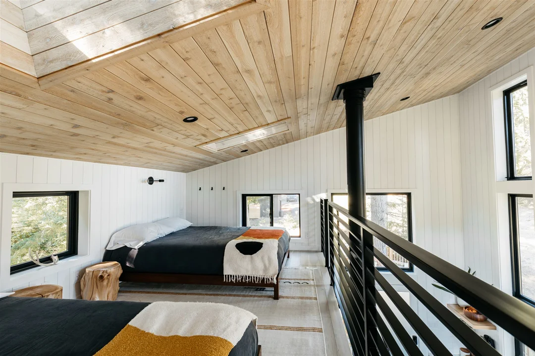 Klickitat-Treehouse-Washington-Mooney-2