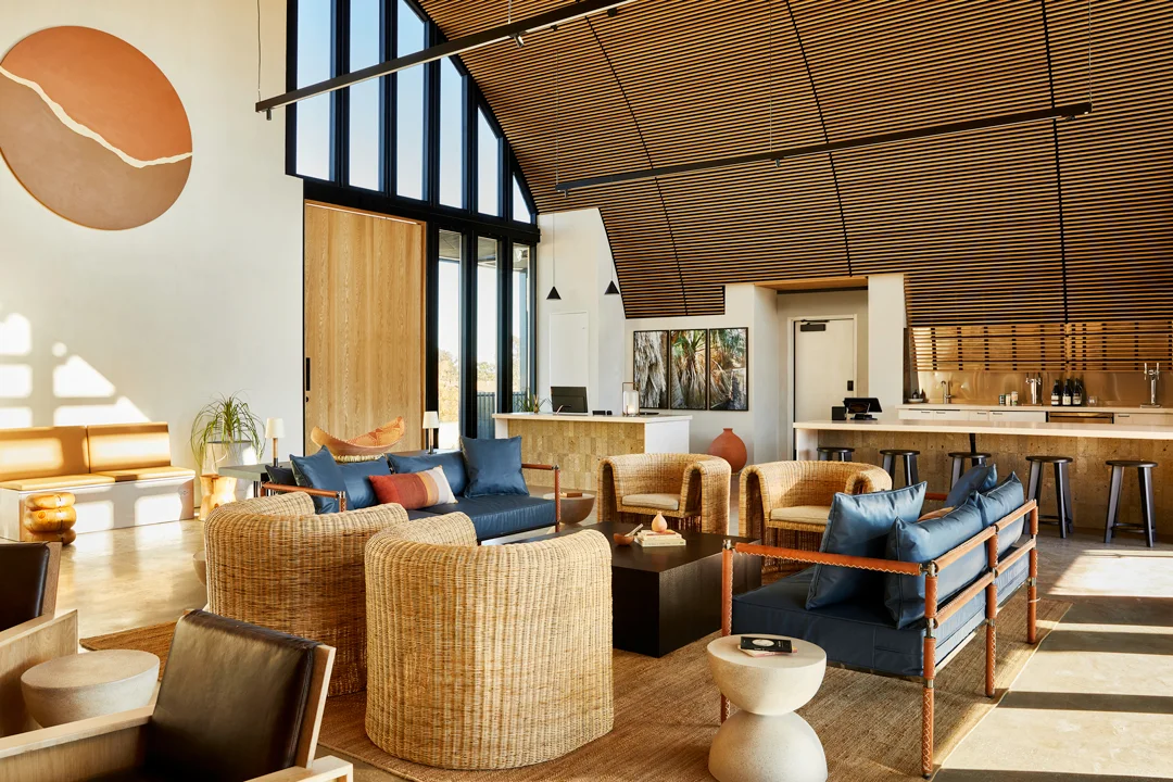 AutoCamp-Joshua-Tree-Clubhouse-Counter