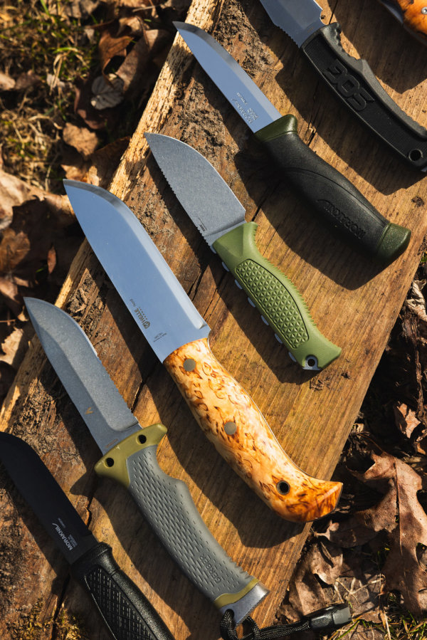 8 Ways to Use a Bushcraft Knife to Survive in the Wild