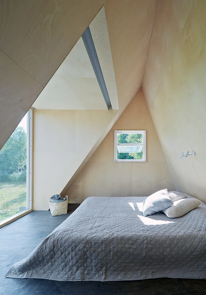 Leo-Qvarsebo-Summer-House-Fieldmag-9