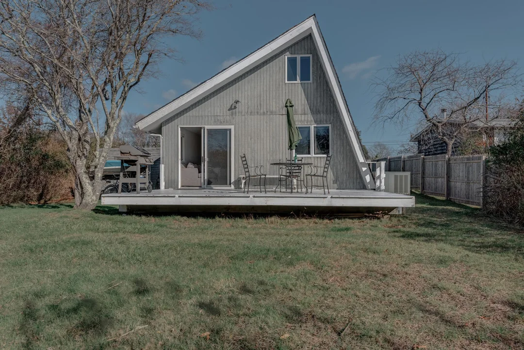 montauk-cabins-look-sharp-aframe-2