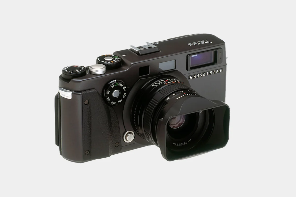 best-35mm-film-cameras-hasselblad-xpan